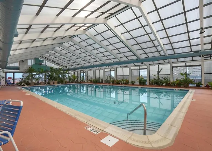 2 Bedroom Ocean Front With Heated Indoor Pool, Expansive Views *