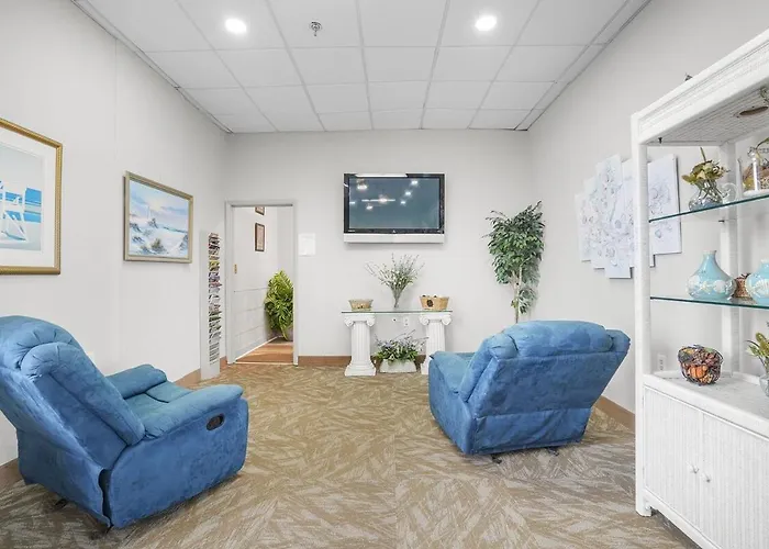 2 Bedroom Ocean Front With Heated Indoor Pool, Expansive Views *