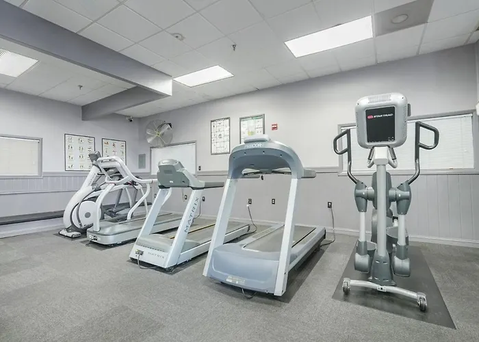 2 Bedroom Ocean Front With Heated Indoor Pool, Expansive Views Apartment Ocean City